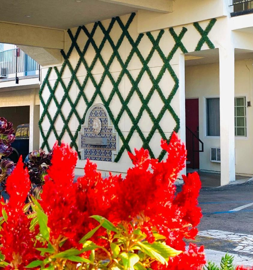 Hotel Villa Serena El Cajon Dış mekan fotoğraf