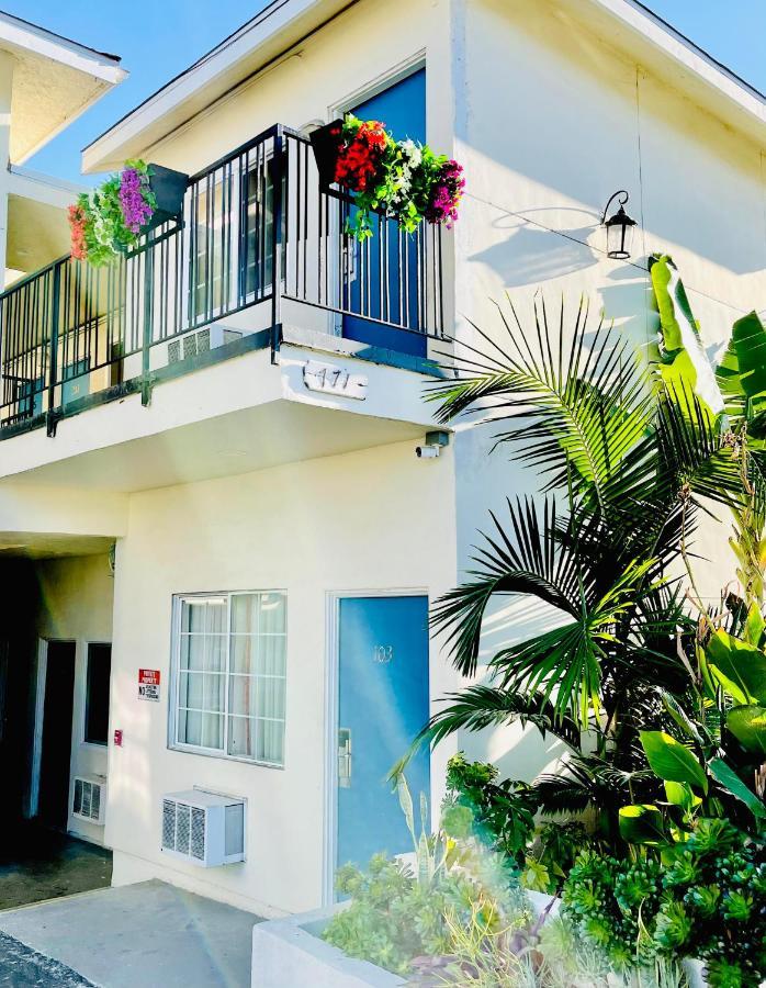 Hotel Villa Serena El Cajon Dış mekan fotoğraf
